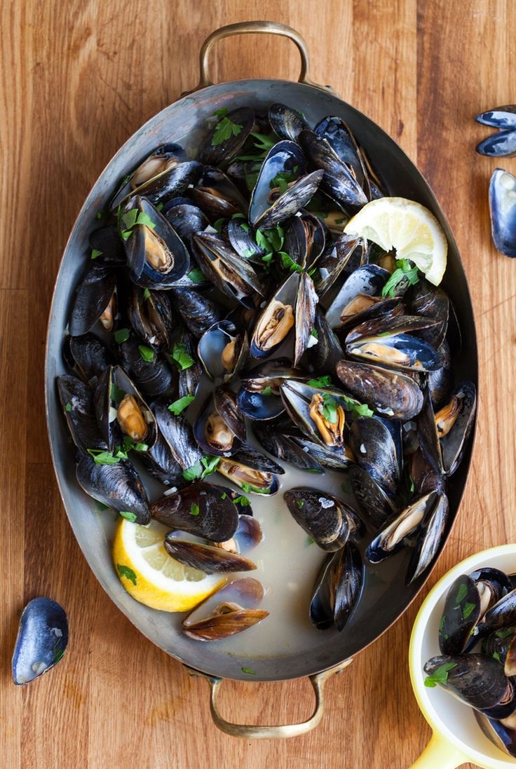 How To Cook Mussels on the Stovetop Recipe How to cook How To Cook Mussels on the Stovetop Recipe How to cook