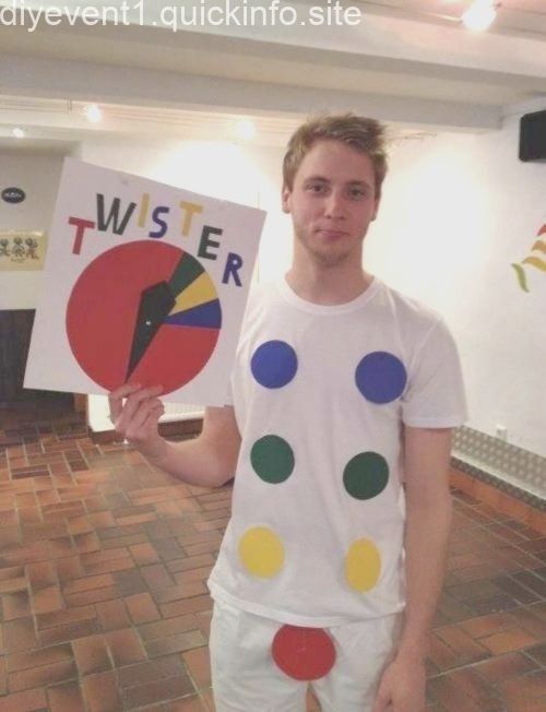 40 Unique And Funny Pop Culture Halloween Costumes On A Budget 40-unique-and-funny-pop-culture-halloween-costumes-on-a-budget