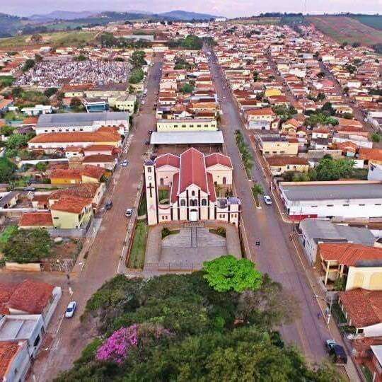 Ilicínea Minas Gerais fonte: i.pinimg.com Fonte: i.pinimg.com
