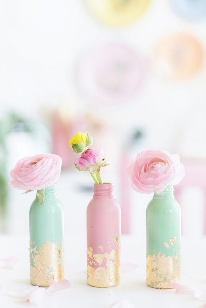 DIY: Mini Vasen mit Blattgold | Selbermachen, Gold diy und DIY: Mini Vasen mit Blattgold | Selbermachen, Gold diy und