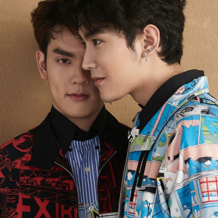 Gay moom