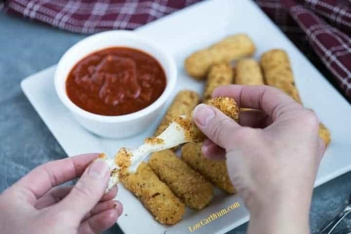ケトモッツァレラスティック 低炭水化物 グルテンフリー ケト