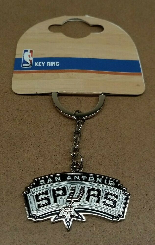 Tottenham Hotspur FC Official Crest Key chain and Pin Badge Set