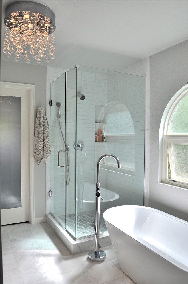 Best 25 Chandelier In Bathroom Ideas On Pinterest Bathroom Stunning Bathroom Chandelier 2018 Best 25 Chandelier In Bathroom Ideas On Pinterest Bathroom Custom Bathroom Chandelier Review