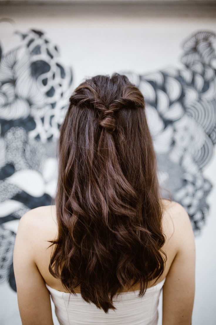 halb offene brautfrisur halfup | Brautfrisur, Frisuren, Frisur braut