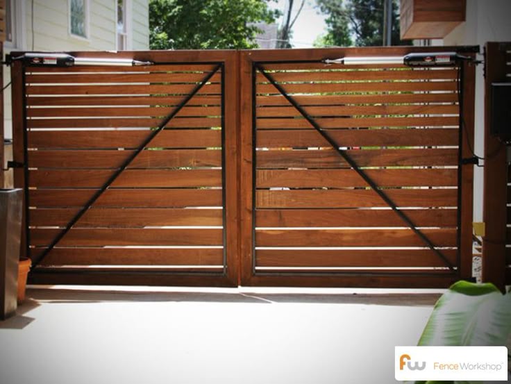 Horizontal Wood Fence Gate best 10+ horizontal fence ideas on pinterest | backyard fences Horizontal Wood Fence Gate best 10+ horizontal fence ideas on pinterest | backyard fences