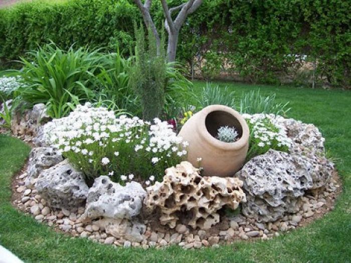 Diy Garden Decoration With Stones 32 Absolutely Spectacular Ideas My Desired Home River Rock Design Diy Garden Decoration With Stones 32, How To Decorate Garden With Rocks