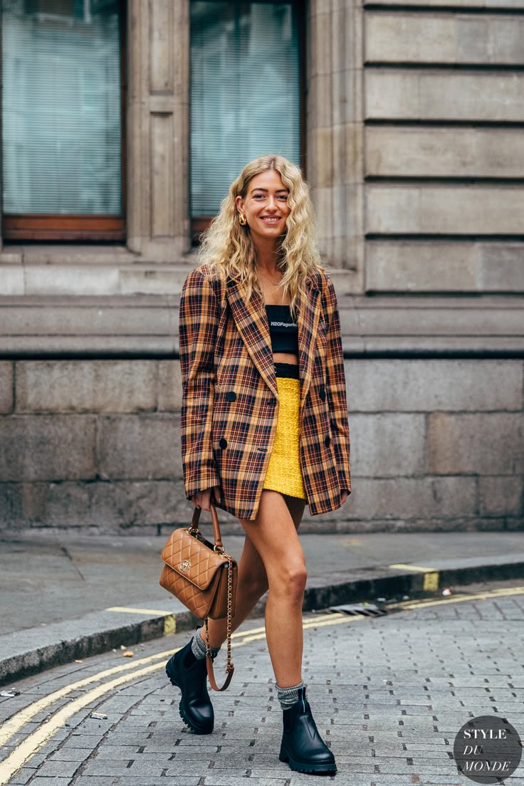 London FW 2019 Street Style: Emili Sindlev - STYLE DU MONDE | Street Style Stree...