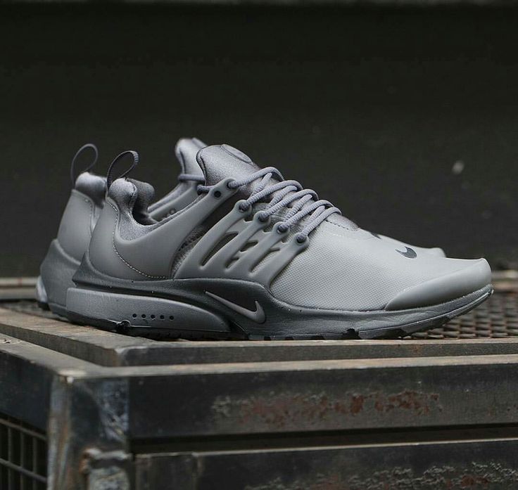 Grey low utility nike presto 2025
