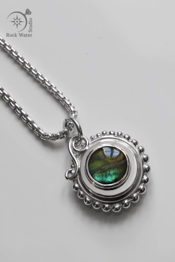 Small Comp Pendant Gift For Wife Tiny Necklace Little Small Comp Pendant Gift For Wife Tiny Necklace Little Beautiful And Practical Easy S