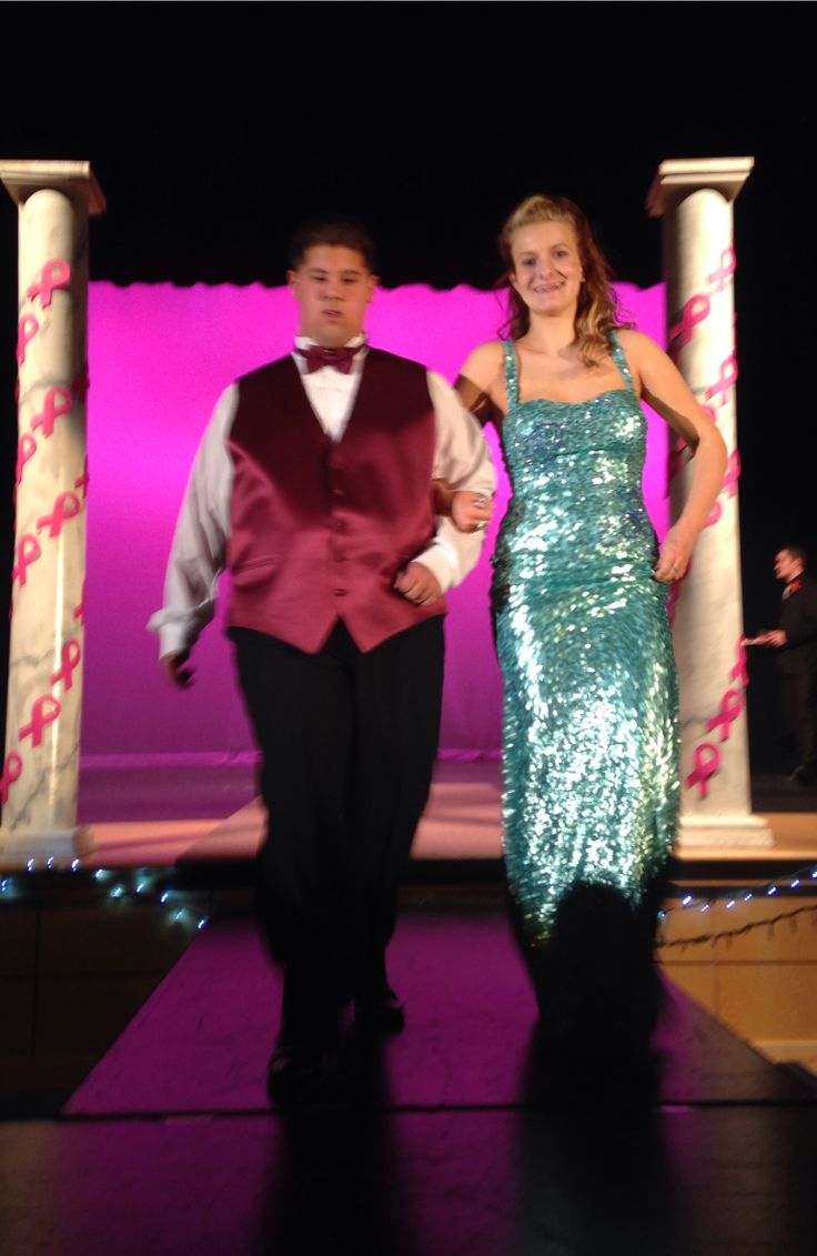 prom fashion show