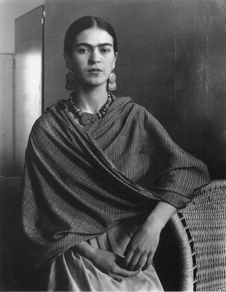 Frida kahlo self portrait with thorn necklace and hummingbird essay