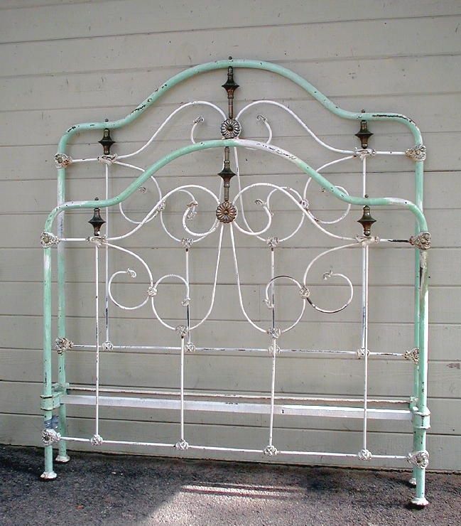 Vintage Metal Bed Frames 10 best metal bed images on pinterest | bedrooms, metal beds and Vintage Metal Bed Frames 10 best metal bed images on pinterest | bedrooms, metal beds and