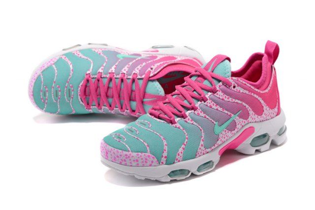 Nike Air Max Plus Tn Ultra women's Running Shoes Pink Sky Nike Air Max Plus Tn Ultra women's Running Shoes Pink Sky
