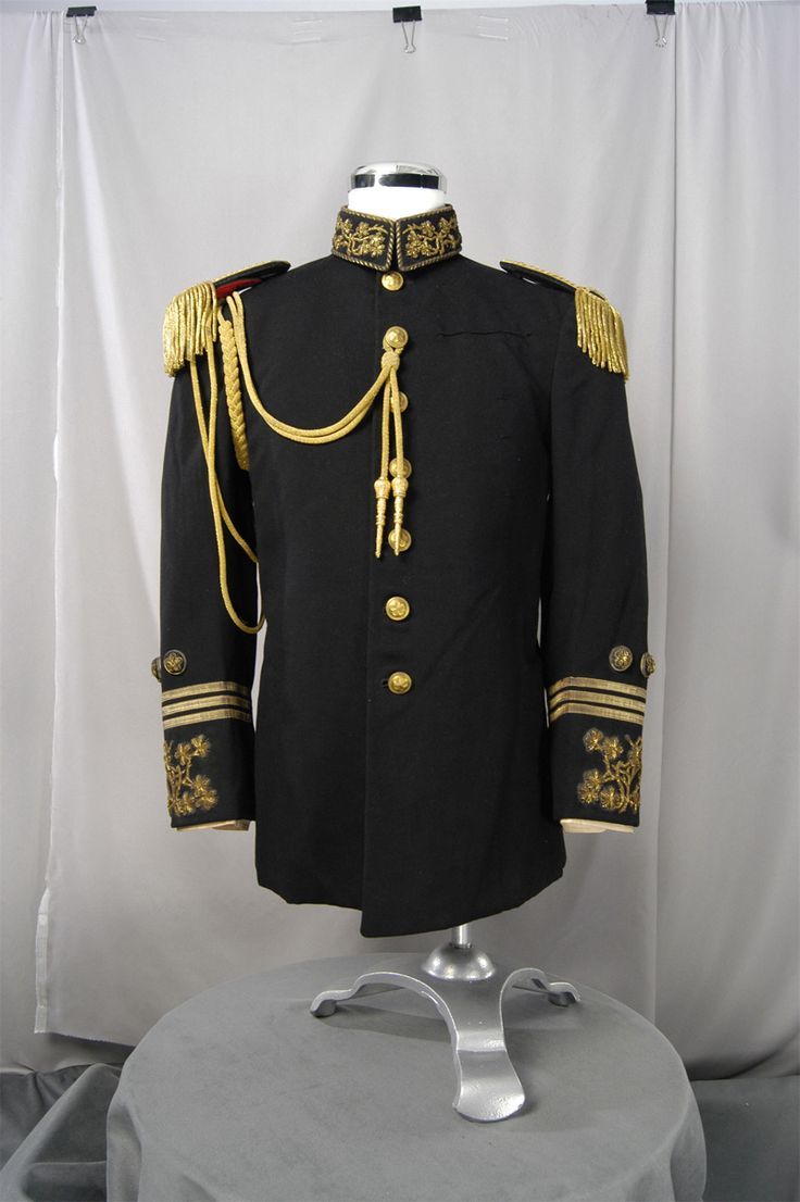 Military dresses, Military fashion, Military dress uniform