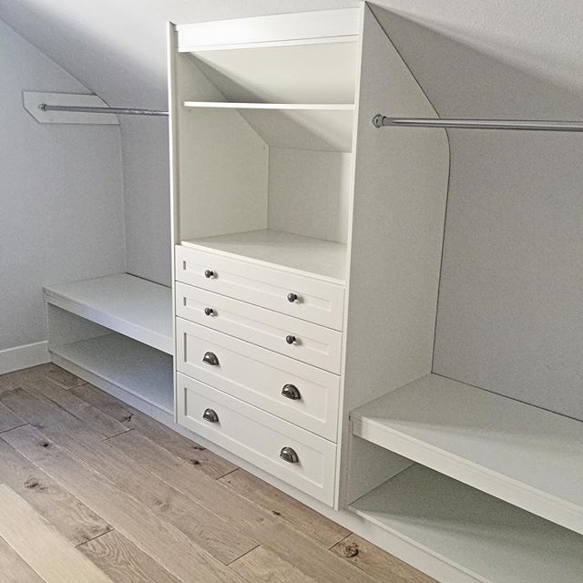 Storage under the roof, wardrobe | Stauraum unter der Schräge, Kleiderschrank