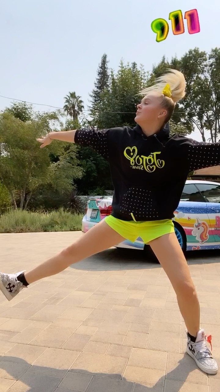 Jojo Siwa Instagram, Jojo Siwa Outfits, Dance Remix, Halloween Costumes