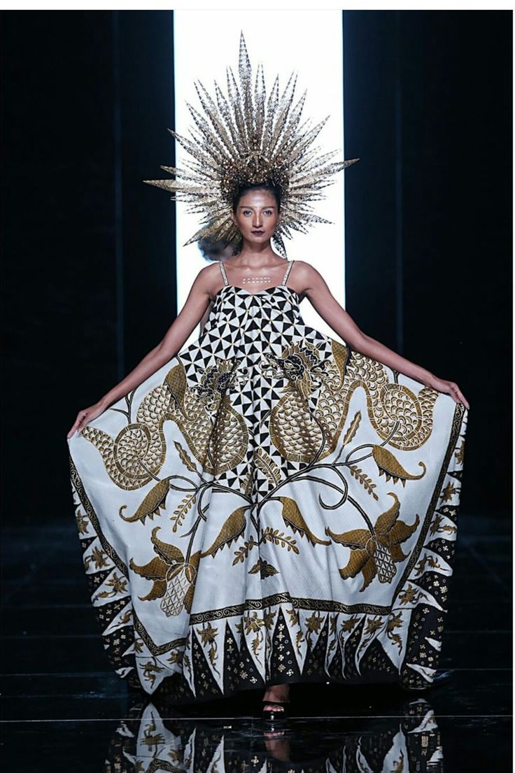 60 best indonesia fashion and batik iwan tirta collection images on 60 best indonesia fashion and batik iwan tirta collection images on
