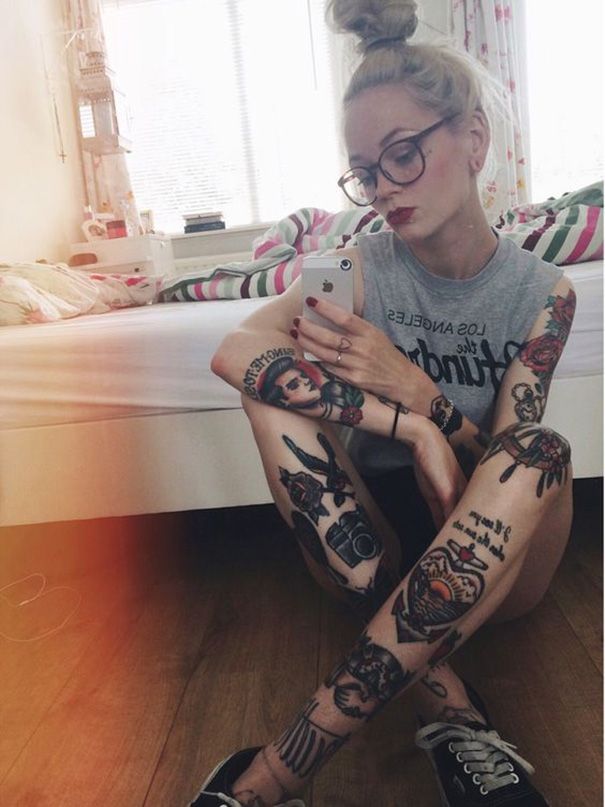 Dating-mädchen mit tätowierungen