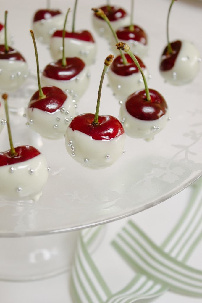 White Chocolate dipped Cherries GORGEOUS for upscale parties | Food | Pinterest | Desserts, Chocolate and White Chocolate