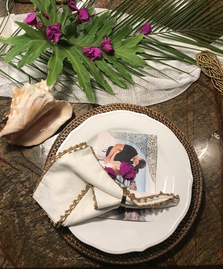 Download mock place setting. | Table decorations, Wedding reception, Decor