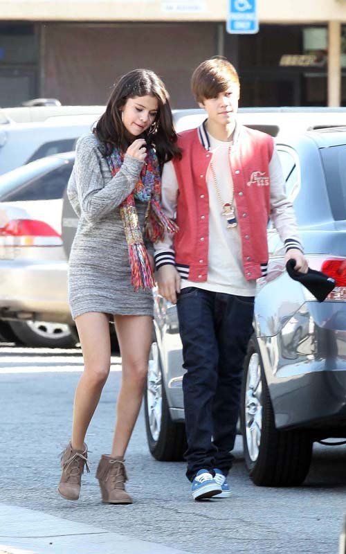 June 2017: A Selena and Justin duet reportedly leaked on Soundcloud