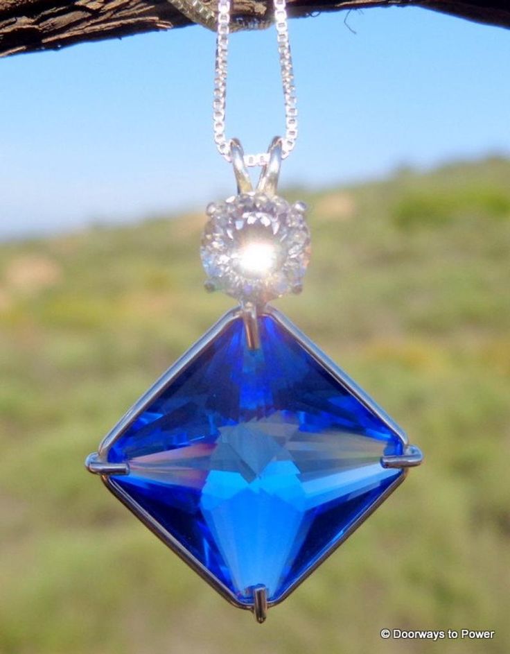 Magician stone pendant deals