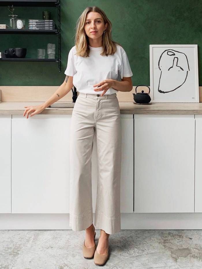 wardrobe staples: brittany bathgate wearing a white t-shirt wardrobe staples: brittany bathgate wearing a white t-shirt