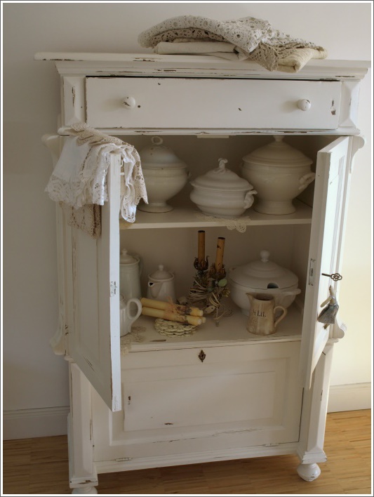 12 besten Alte Schränke Bilder auf Pinterest Alte schränke - einrichtungsideen im shabby chic stil verspielter charme 12 besten Alte Schränke Bilder auf Pinterest Alte schränke - einrichtungsideen im shabby chic stil verspielter charme