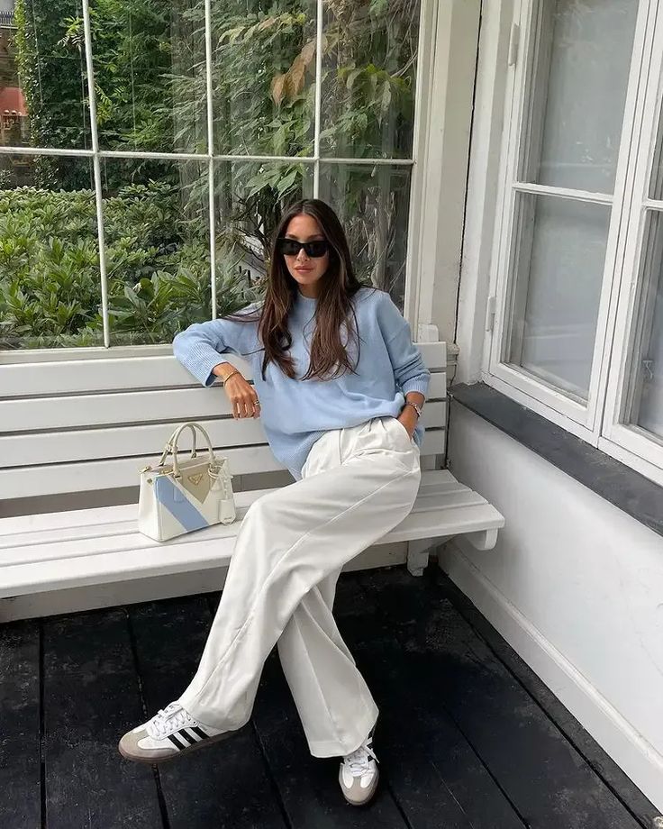 classy spring outfits Adidas Samba Outfit Women, Adidas Shoes Outfit, Samba Adidas Outfit, Samba Outfits, Looks Adidas, Elegantes Outfit Damen, Adidas Outfits, Adidas Samba Outfit, Trainers Outfit