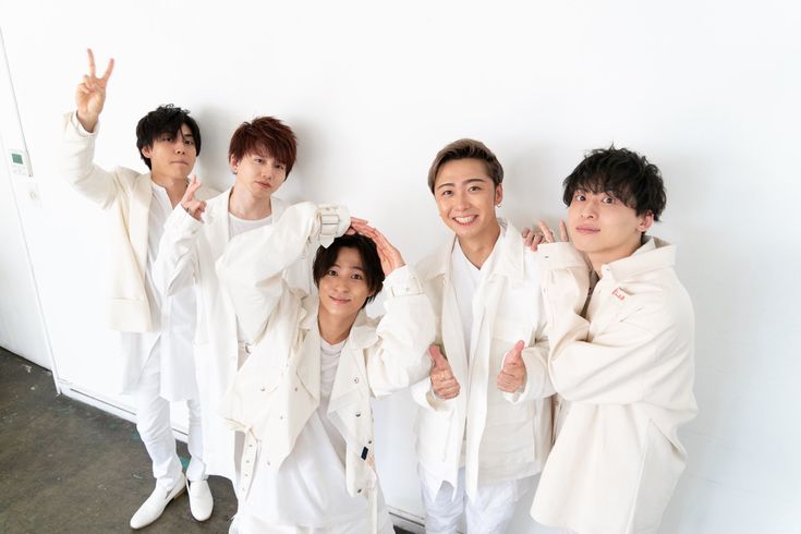 Da Ice 電子写真集 With6 ウィズロク 公式 In 21 Boy Groups Singer Clouds Wallpaper Iphone Da Ice 電子写真集 With6 ウィズロク 公式 In 21 Boy Groups Singer Clouds Wallpaper Iphone