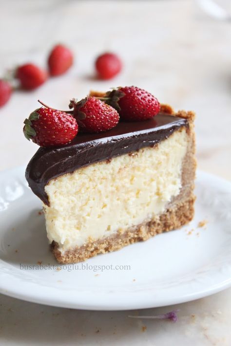 Beyaz Çikolatalı Cheesecake Beyaz Çikolatalı Cheesecake