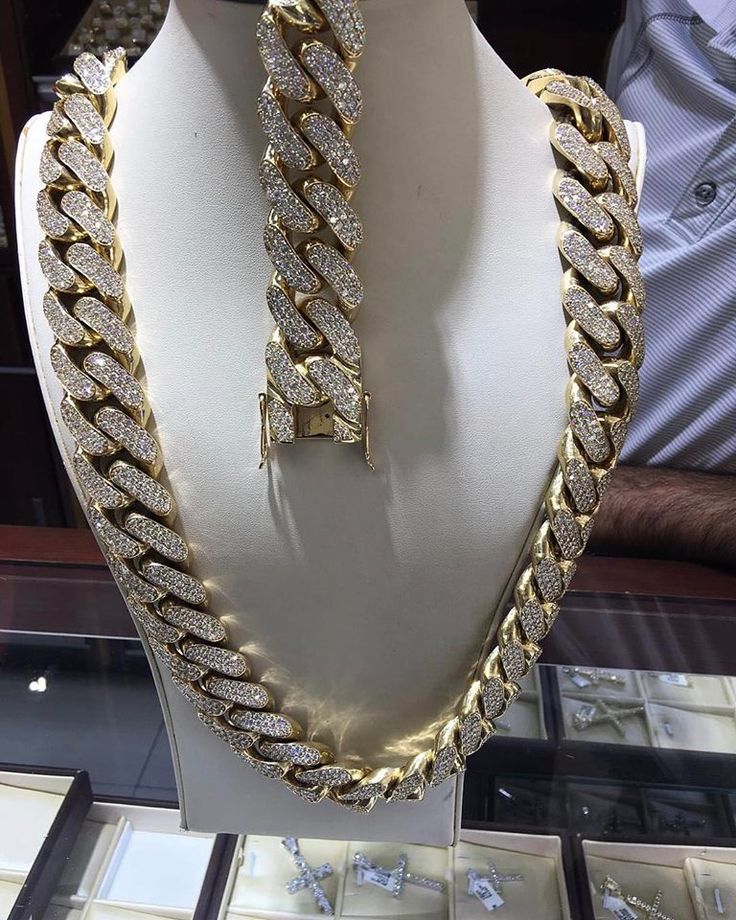 cubanchain Full Or vvs Diamonds Tag A Friend Who Will Like That cubanchain-full-or-vvs-diamonds-tag-a-friend-who-will-like-that