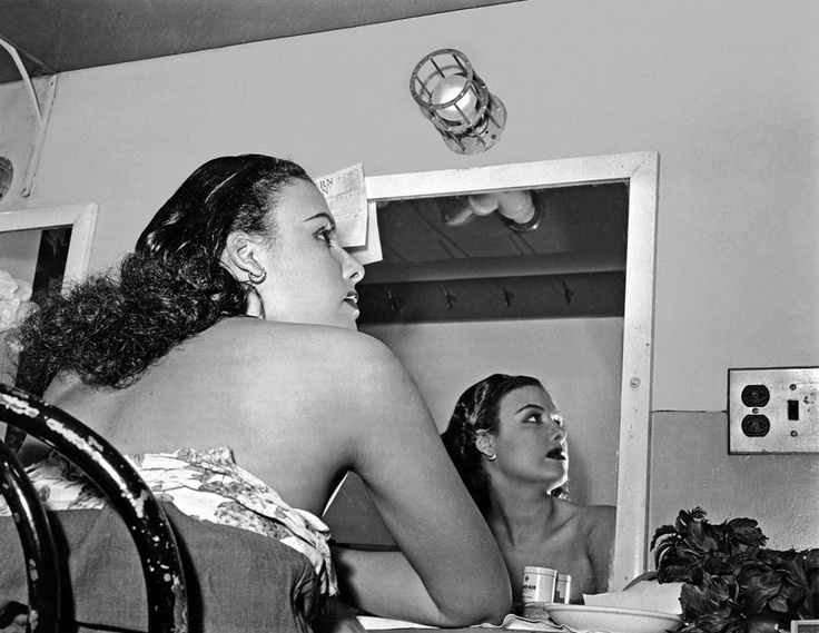 Pictures of lena horne in a flapper dress Pictures of lena horne in a flapper dress