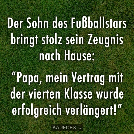 Der Sohn des Fußballstars bringt stolz sein Zeugnis nach Hause