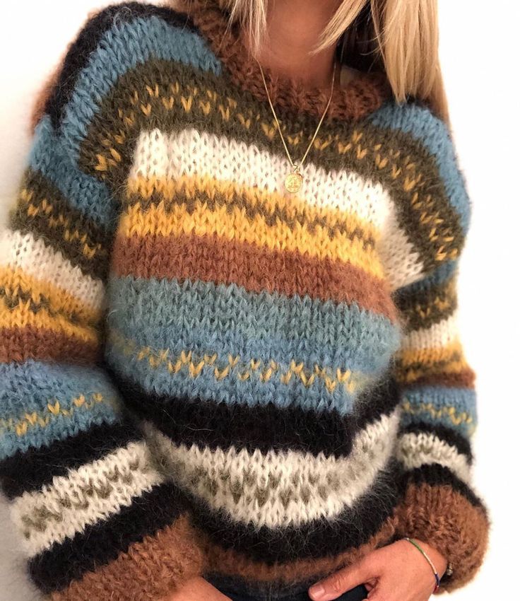 Siv Kristin on Instagram: “Min høstjakke i genser versjon Beige Joe Sweater Genser | Hunkydory | Strikkejakker