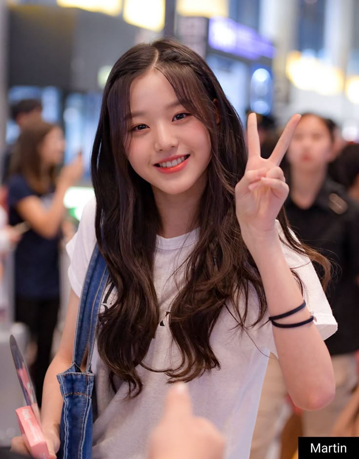 ✔️15+ Info tentang Model rambut wanita rambut bergelombang - Terbaru 12 e810a908b937fb3eb15fb908f307d42b