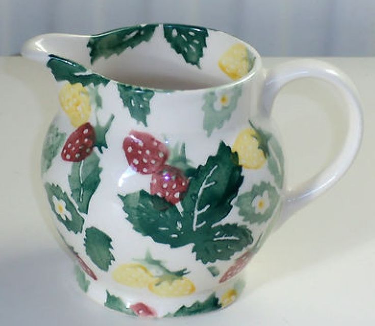 Emma Bridgewater Wild Strawberry Tiny 1/4 Pint Jug dated 1997 Emma