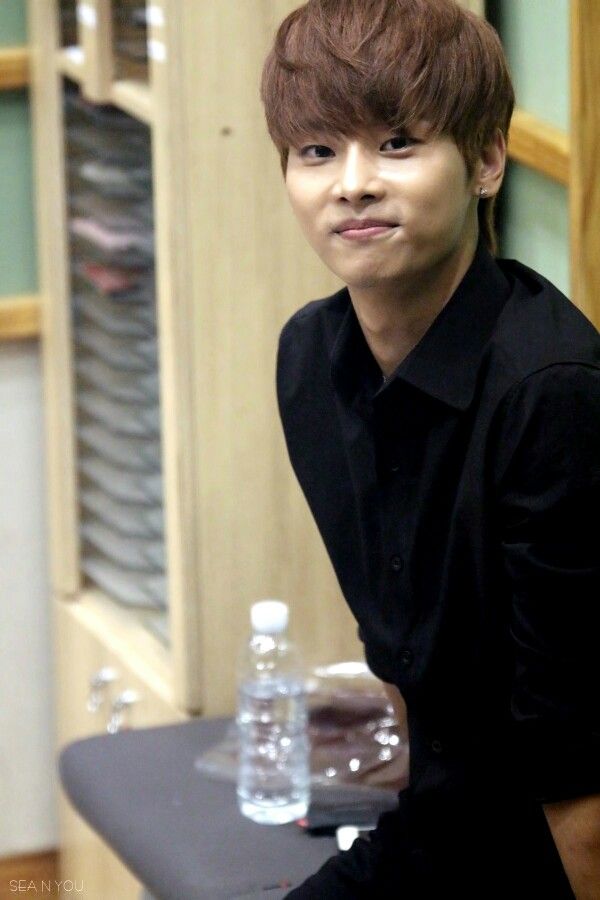 cha hakyeon vixx n vixx han sang cha hakyeon vixx n vixx han sang