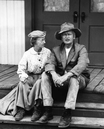 The Beverly Hillbillies -Granny (Irene Ryan) and Jed Clampett (Buddy Ebson) Irene Ryan Porn - The Beverly Hillbillies -Granny (Irene Ryan) and Jed Clampett (Buddy Ebson)