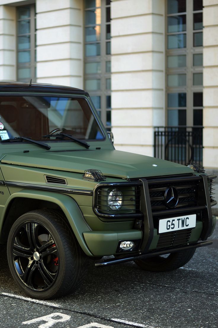 I’d look great in a green G wagon. Just sayin’. I’d look great in a green G wagon. Just sayin’.