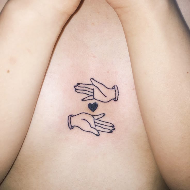 best 25 heart tattoo on hand ideas on pinterest hand and finger best 25 heart tattoo on hand ideas on pinterest hand and finger