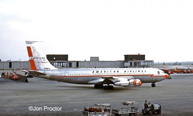 American Airlines Boeing 707-123B Astrojet at Chicago's O ... American Airlines Boeing 707-123B Astrojet at Chicago's O ...