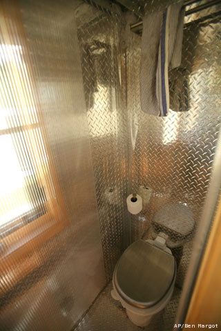 78 best tiny house bathroom images on pinterest | tiny house 78 best tiny house bathroom images on pinterest | tiny house