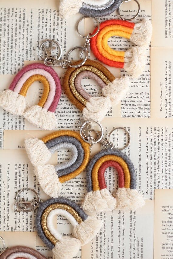 Wooden Rainbow Wall Hanging Macrame Boho Style Tag Sign Door Tag Baby Announcement sign Kidsroom Decor