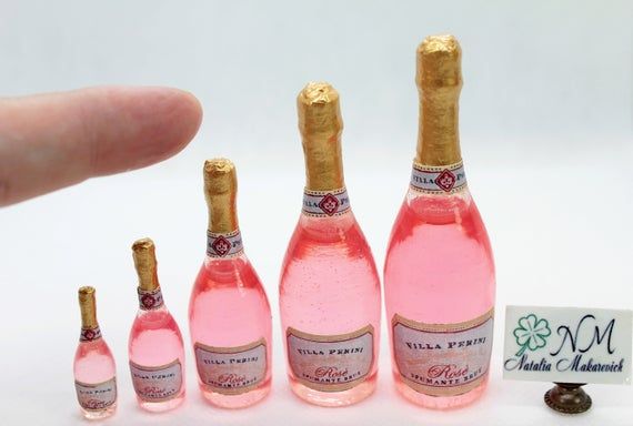 Dollhouse miniature 1:12 Pink champagne