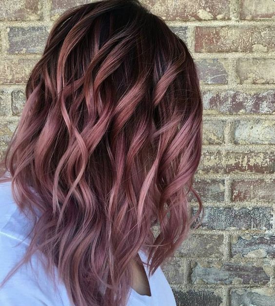 Coloration des cheveux courts 2019