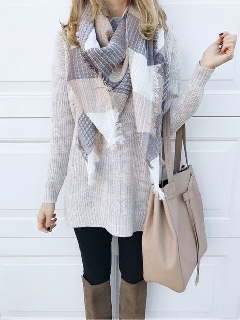 Amazing Autumn Winter Trends 2017-2018 We discover the fashion trends of the season.
