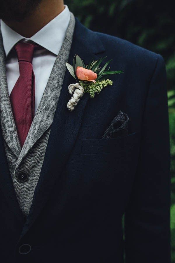 Industrial-inspired groom style and succulent boutonniere | Image by Erika Matti… Industrial-inspired groom style and succulent boutonniere | Image by Erika Matti…