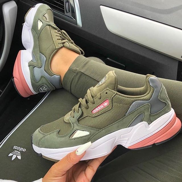 comprar adidas falcon mujer